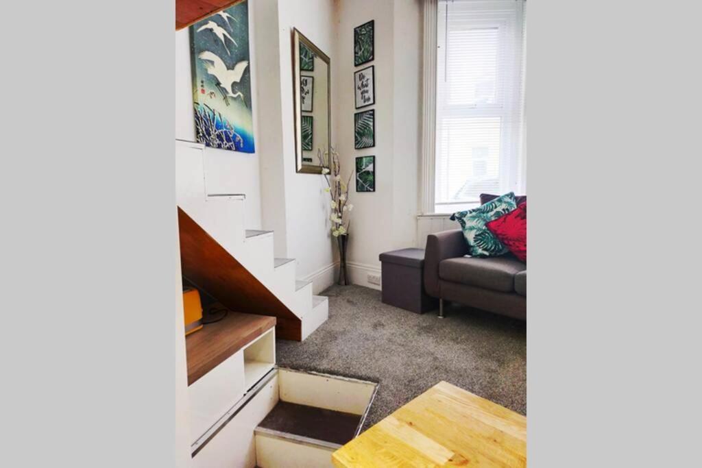 Cute & Cosy Loft-Style Studio Close To Beach Daire Bournemouth Dış mekan fotoğraf